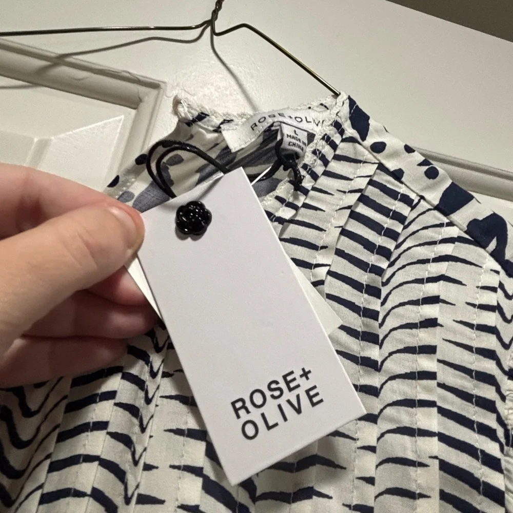 Rose & Olive Navy and White Blouse